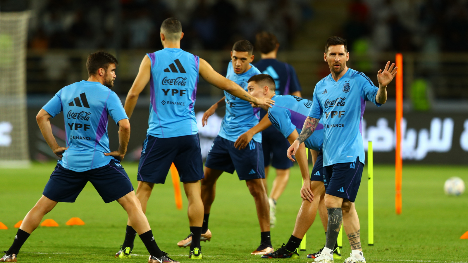 Scaloni comienza a definir el equipo que se enfrentará este jueves con Uruguay