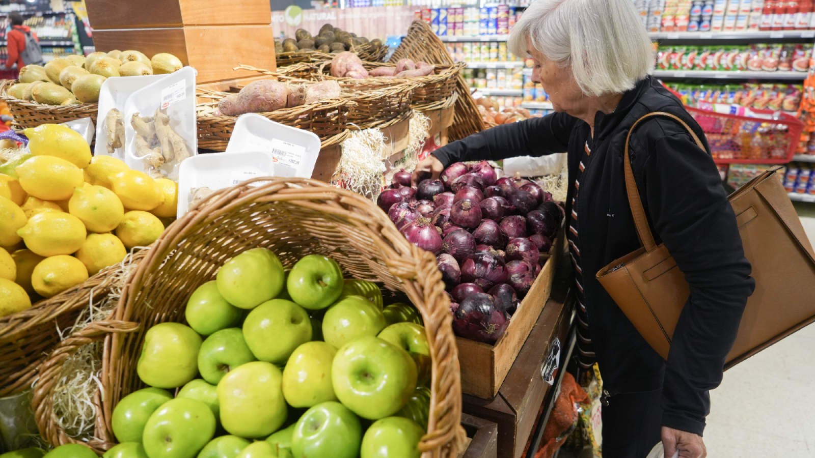 La inflación de octubre desacelera al 8,3 % mensual