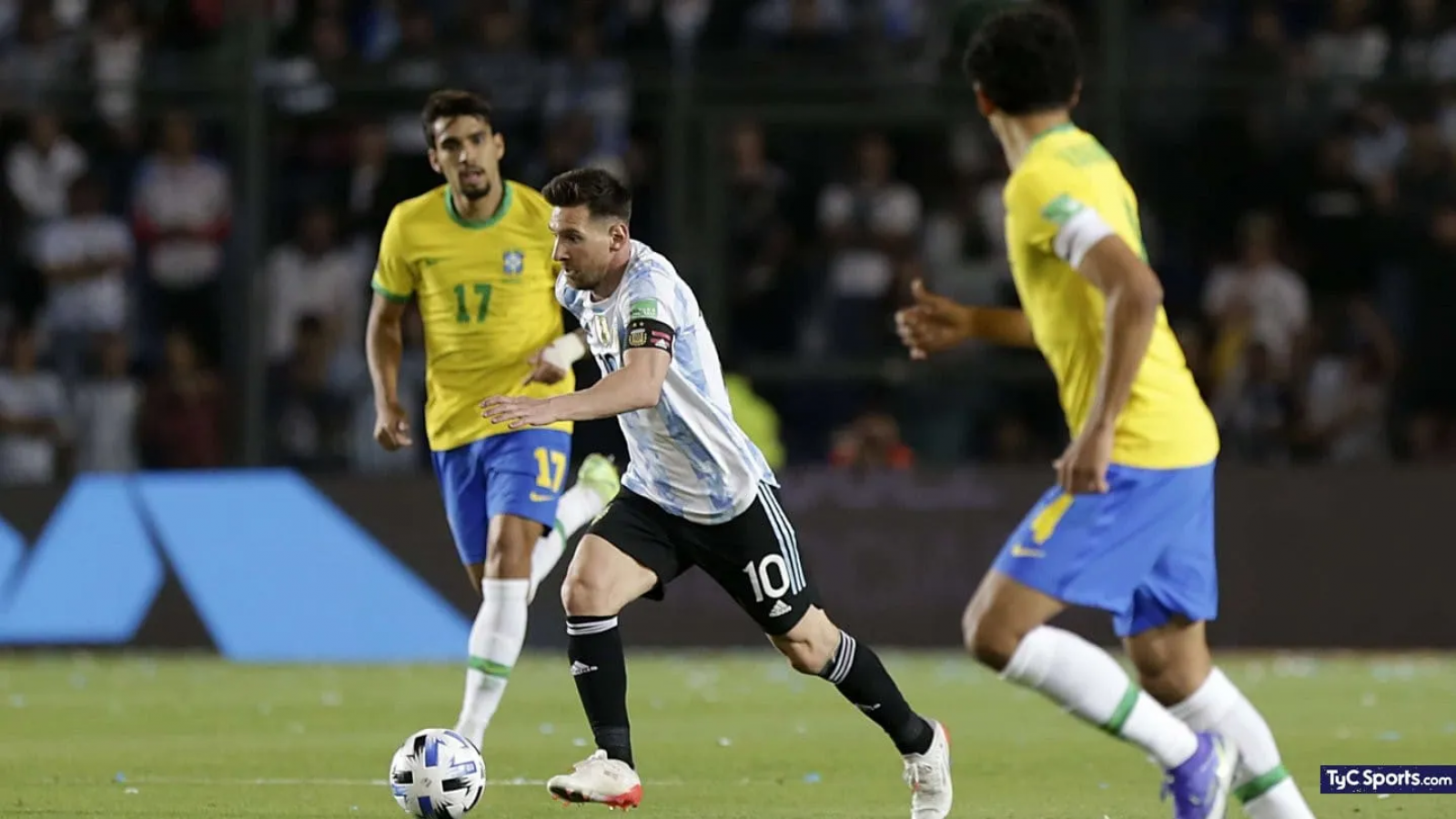 La Selección argentina se enfreta a Brasil por las Eliminatorias