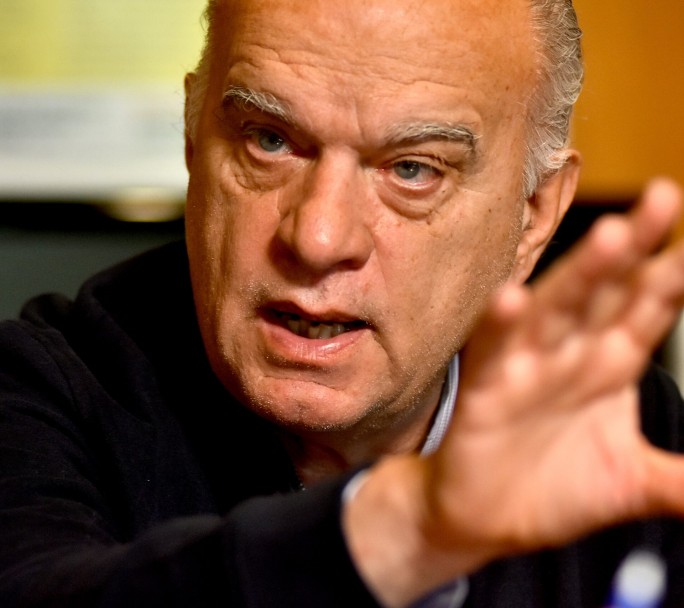 Grindetti: "Belliboni está incitando al incumplimiento de la ley"