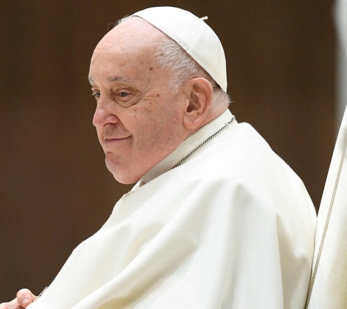 El papa Francisco confirmó que recibirá a Milei en el Vaticano: "Estoy dispuesto a iniciar un diálogo"