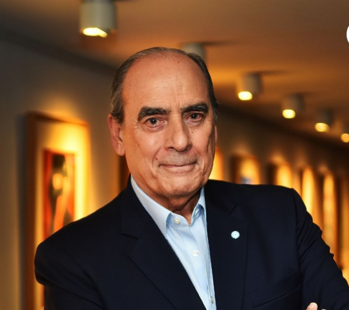 Desde el  Gobierno aseguraron que la provincia de Chubut  , no  hizo el tramite en tiempo  y  forma para refinanciar la deuda