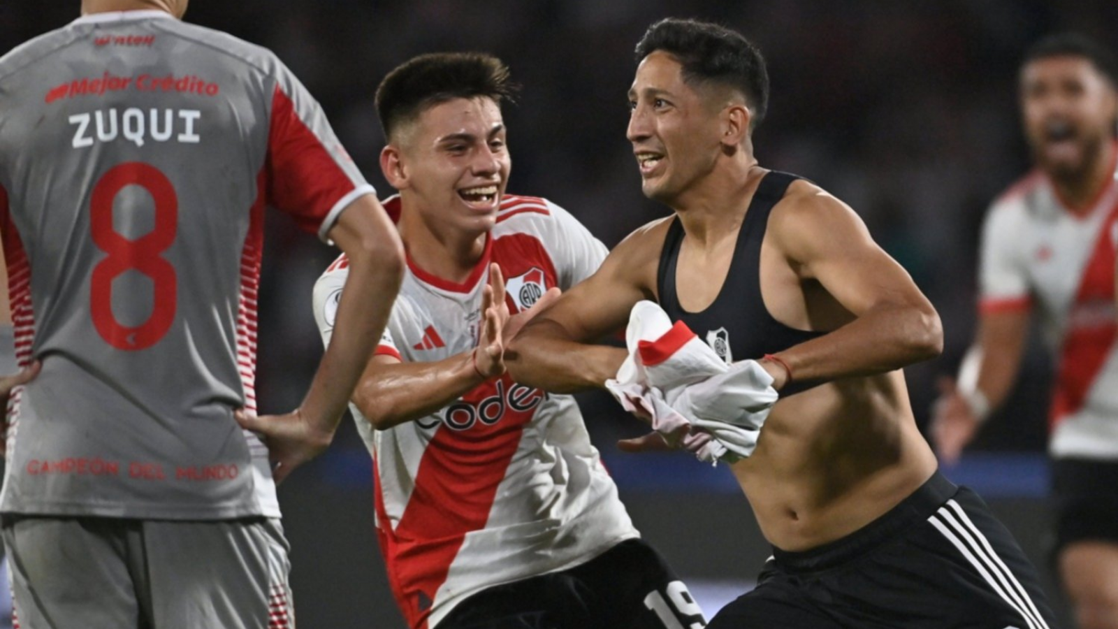River lo dió vuelta en Córdoba y se convirtió en el mas ganador de la Supercopa