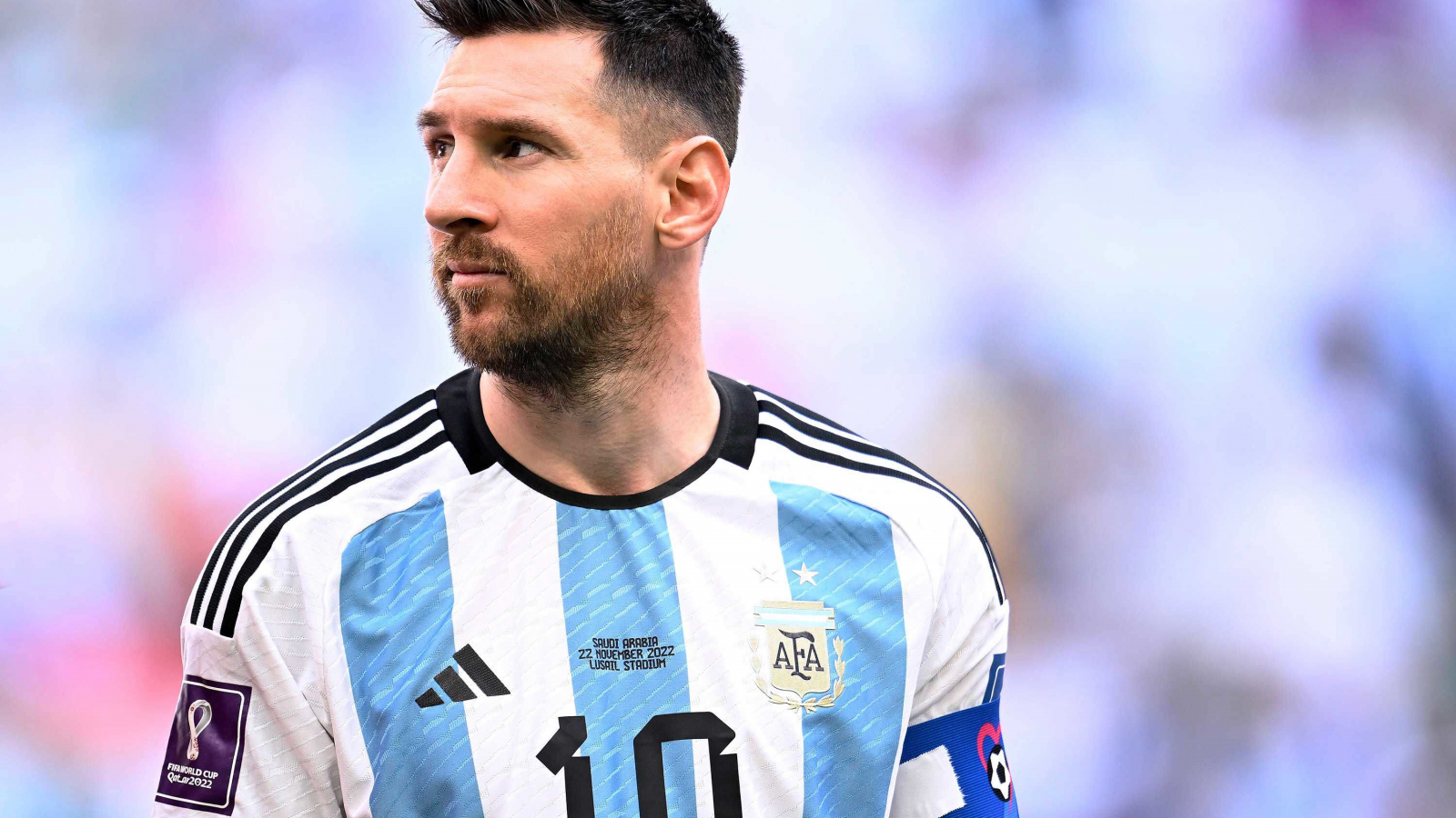Alarma en la Selección : Messi salio por una sobrecarga