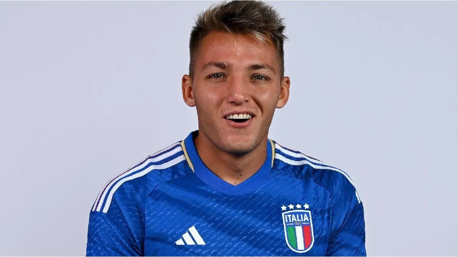 Italia le ganó a Venezuela con dos goles de Mateo Retegui