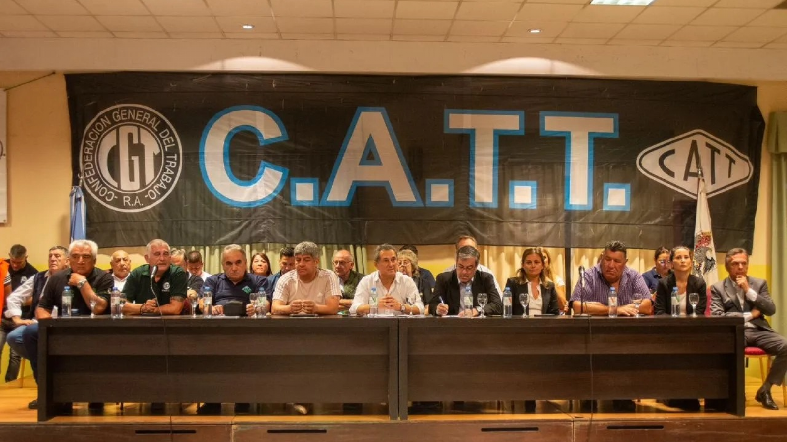 Masivo paro de transporte para el 6 de Mayo