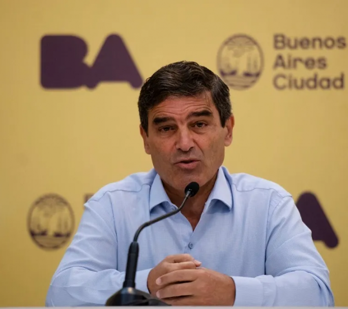 Fernán Quirós anunció que "estamos en la fase final del brote de dengue"