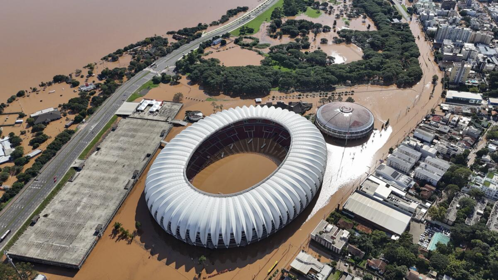 Ya son más de 107 los muertos por lluvias en Rio Grande Do Sul