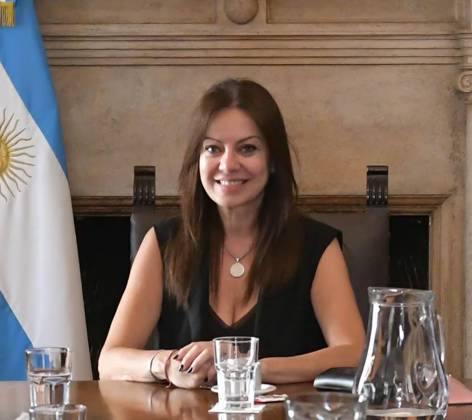 Pettovello habría dado de baja muchos mas planes que Toloza Paz