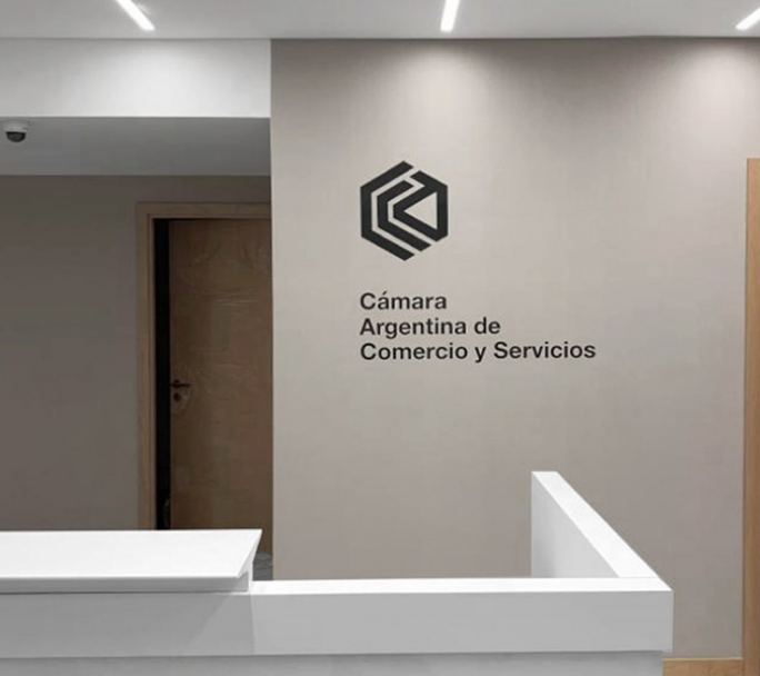 La Cámara Argentina de Comercio celebró la aprobación de la Ley Bases