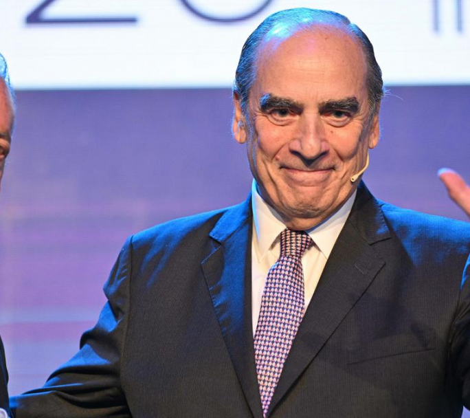 Finalmente el pacto con los Gobernadores se firmaría en Julio en Tucuman