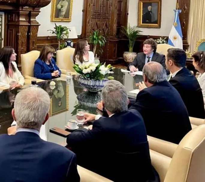 Se reúne el Gabinete para tratar la estrategia en la Cámara de Diputados