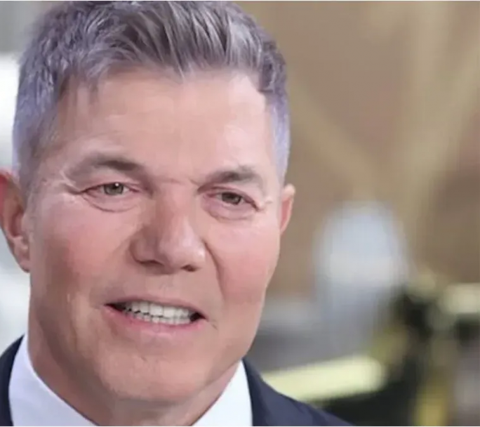 Burlando llegó a Corrientes para asesorar a la familia de Loan