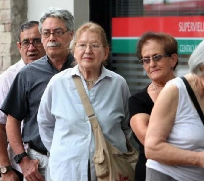 El Gobierno promete empezar a pagar los juicios con sentencia firme