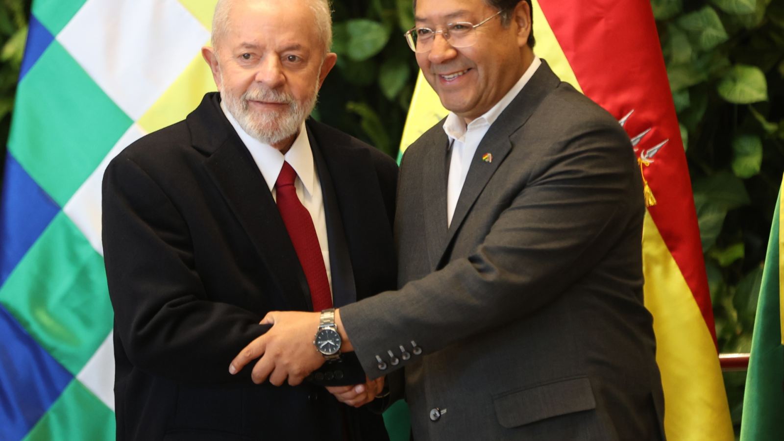 Después de reunirse con el Presidente Boliviano, Lula destacó la relación entre ambos países