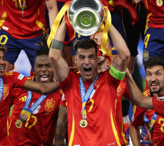 España culmino un torneo brillante y se llevo la Eurocopa anta Inglaterra