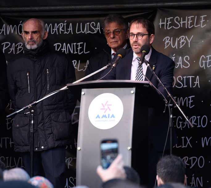 La AMIA volvio a pedirle al Gobierno que la causa por el atentado sea una cuestion de Estado