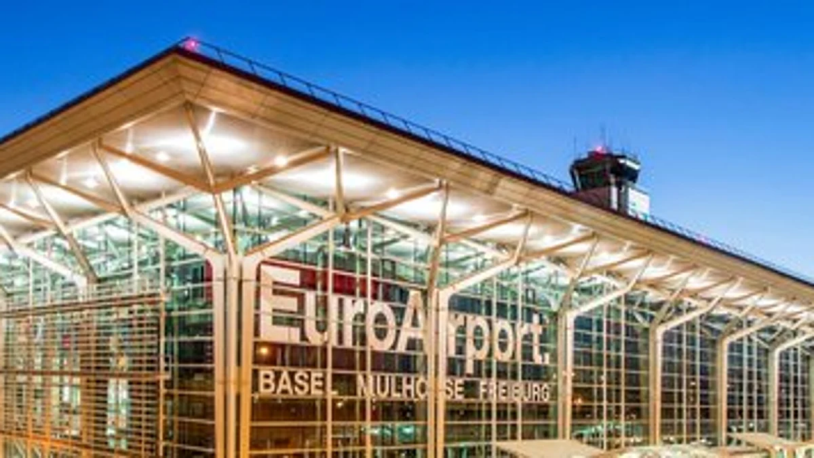 Fue evacuado un Aeropuerto de Francia por amenaza de bomba