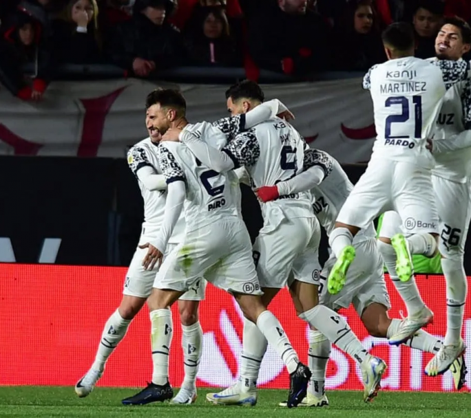 Julio Vaccari estrena su era en Independiente con una victoria