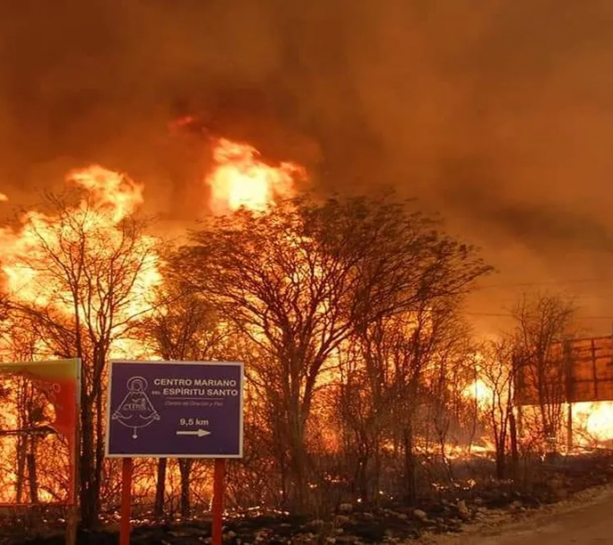 Los Incendios no dan tregua en Calamuchita: evacuaron un barrio privado
