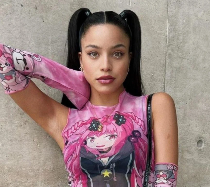 Emilia Mermes nominada a los Premios Grammys de Latinoamérica