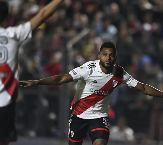 River ya está en Chile para enfrentar a Colo Colo por la Libertadores