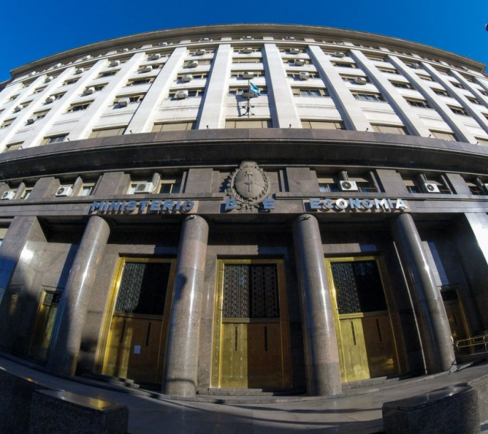 Desde el Gobierno que no habrá aumentos de impuestos en el 2025