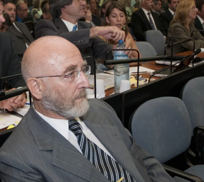 Después de 23 años quedo detenido Mathow ex secretario de seguridad en el 2001