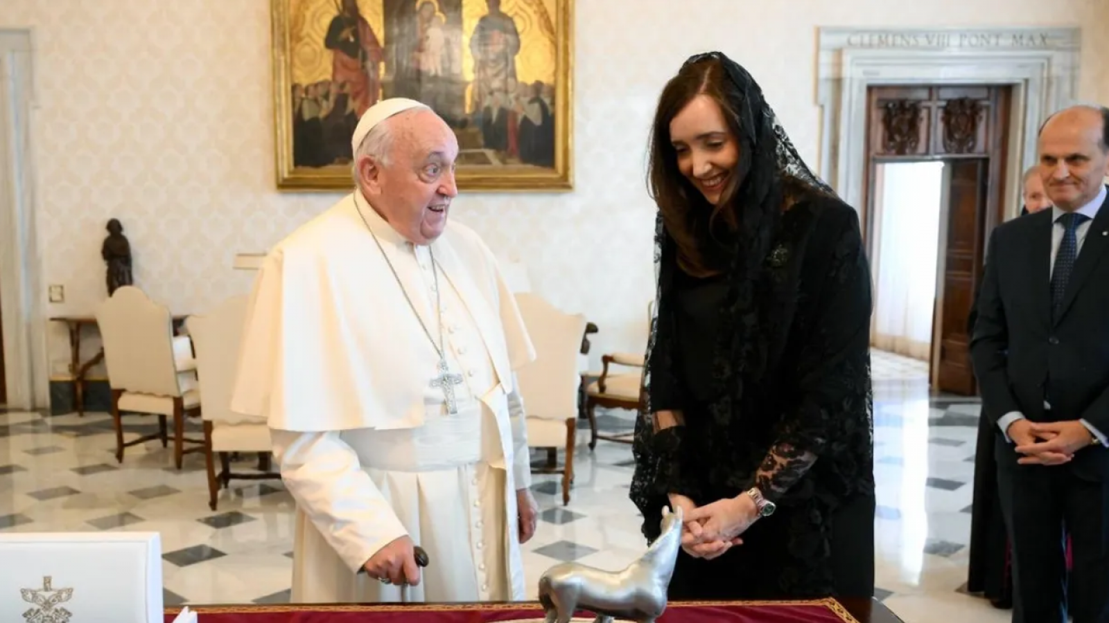 El Papa y la Vicepresidenta Victoria Villarruel tuvieron una audiencia en Roma