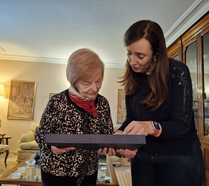 Encuentro en Madrid entre Estela Martínez de Perón y Victoria Villarruel