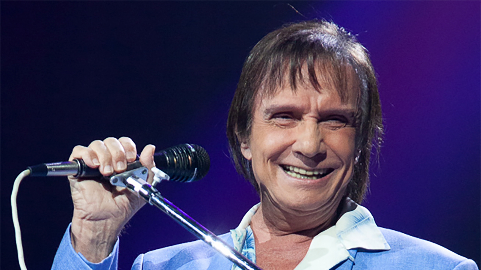 Concierto inolvidable de Roberto Carlos en el Movistar Arena