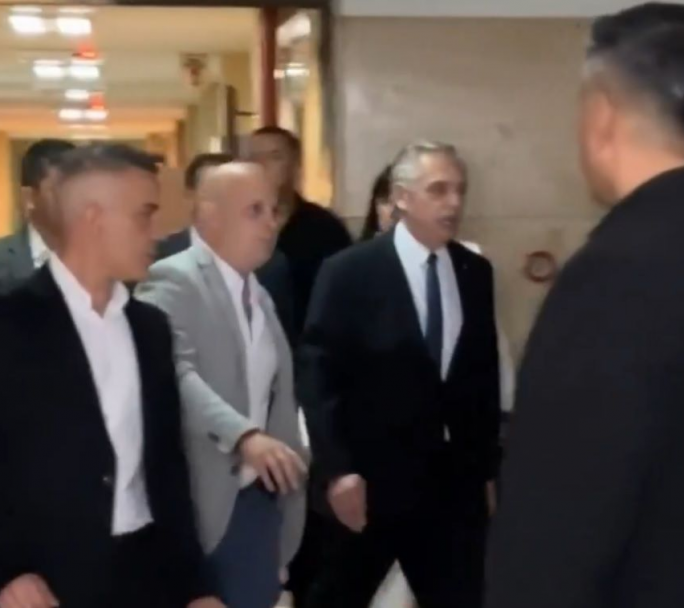 Se presentó en Comodoro Py, Alberto Fernández y será indagado