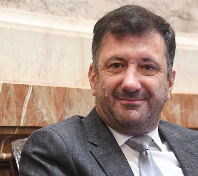 La Justicia Paraguaya imputó a Kueider y su secretaria por contrabando