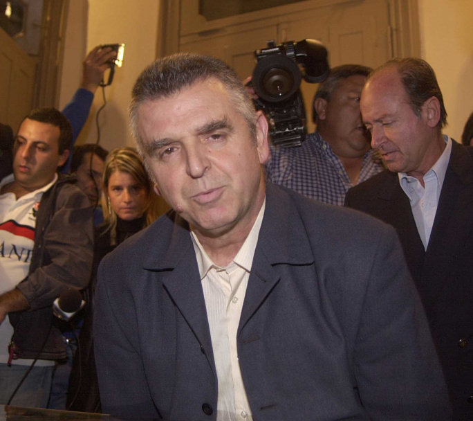 Citan a declarar a Montoneros en la causa del atentado a la Policía Federal