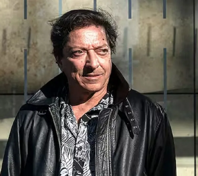 Julio Moura, guitarrista de Virus, esta siendo investigado por la muerte de su pareja