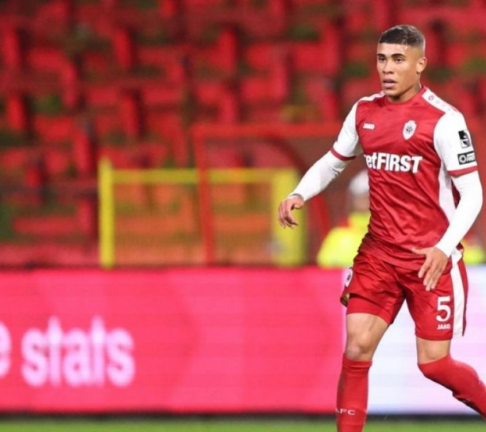 El defensor Ayrton Costa proveniente de Bélgica es el nuevo refuerzo de Boca