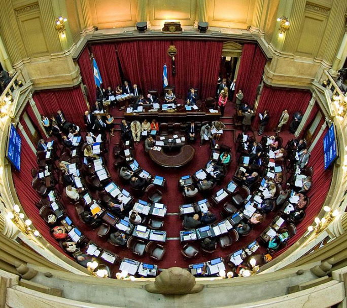 No le alcanzo a la oposición en el senado para crear una comisión investigadora por el Criptogate