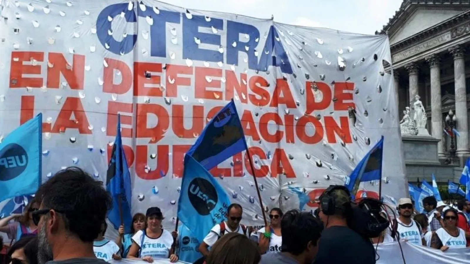 En reclamo de salarios y derechos de los trabajadores, CTERA convoca a un paro el 13 de Marzo