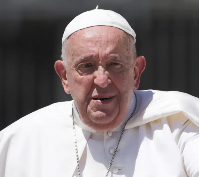 El Papa descanso bien, sin insuficiencia respiratoria ni broncoespasmos