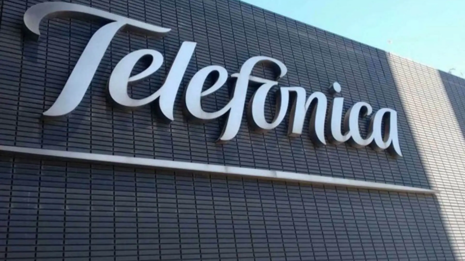 La Empresa Telecentro denunció ante la CNDC la venta de Telefónica