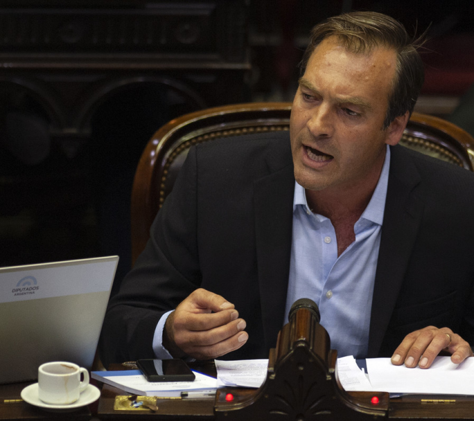 Un Diputado de JxP, hizo una grave denuncia contra la Diputada Villaverde