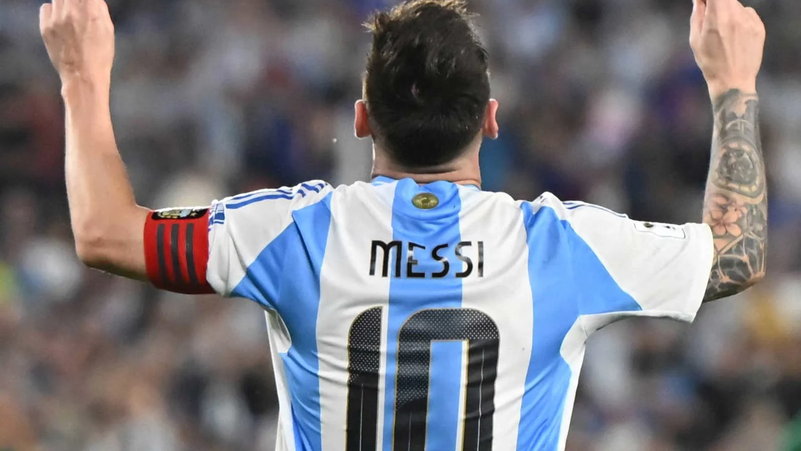 Scaloni evalúa las opciones para reemplazar a Messi en el partido frente a Uruguay