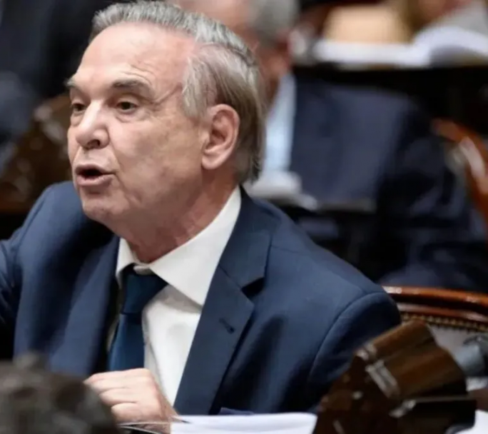 Pichetto planteó un oscuro panorama para el Gobierno después del DNU
