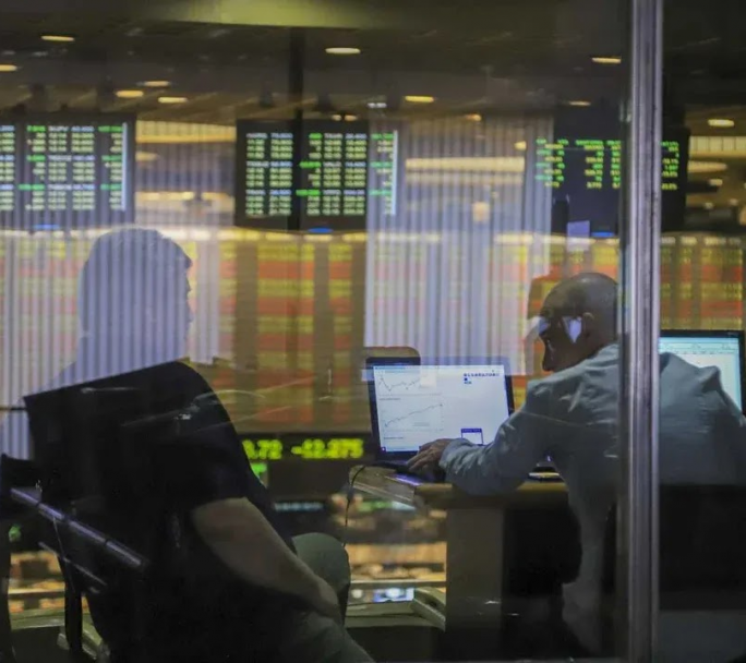 Los bonos argentinos arrancan con bajas de hasta 3,5%