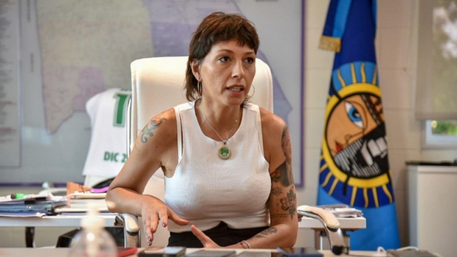 Mayra Mendoza criticó el desdoblamiento electoral en Buenos Aires y advirtió: "El que rompe es Axel"
