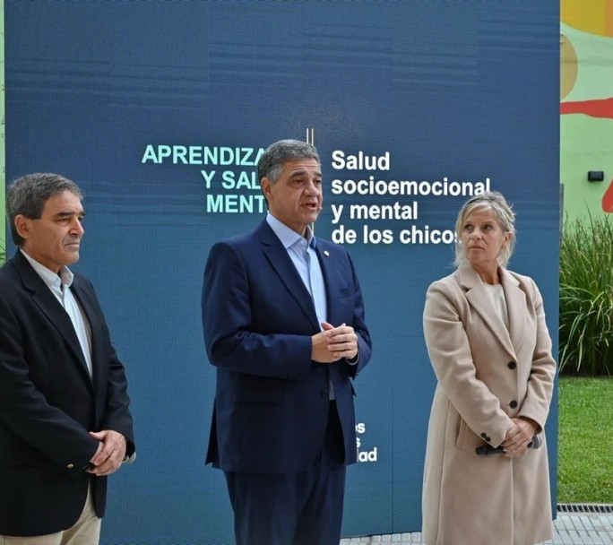 "Escuela en Familia": la nueva plataforma de la Ciudad para la crianza y la salud mental