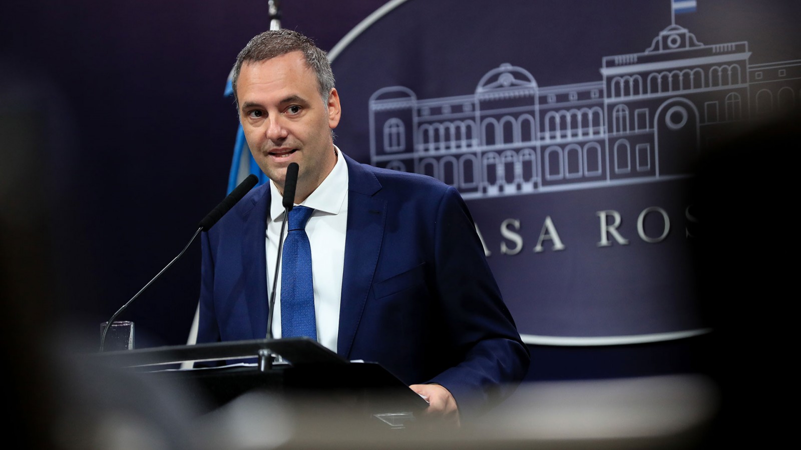 Manuel Adorni sobre el paro:  "uno de los últimos coletazos de quienes viven de extorsión y apriete"