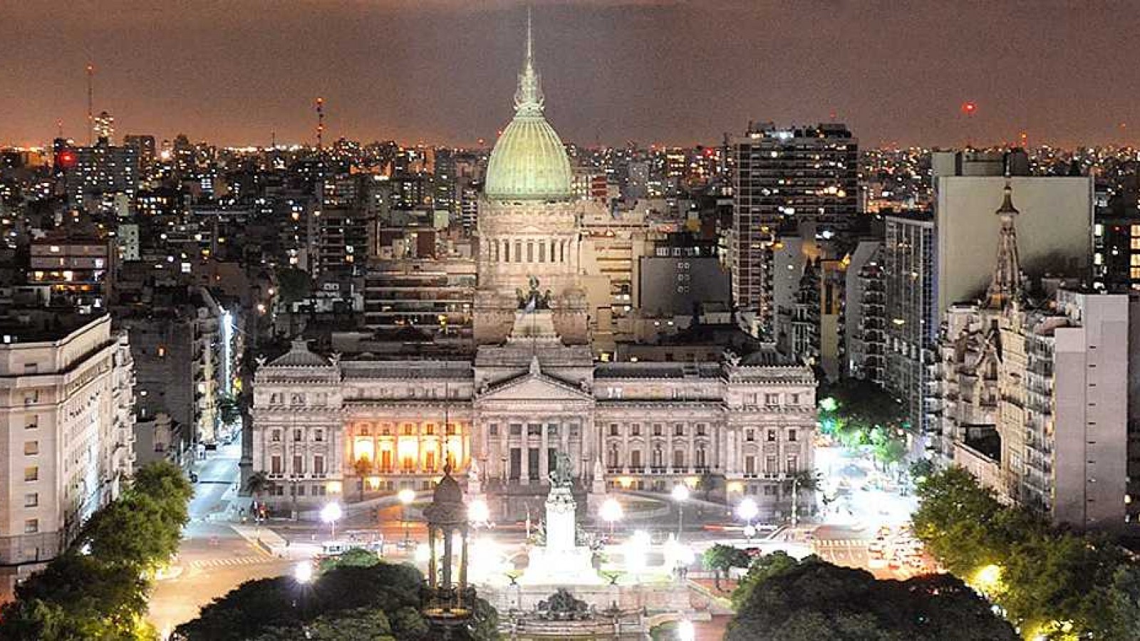 Cúpulas de Buenos Aires: un viaje por la historia en las alturas