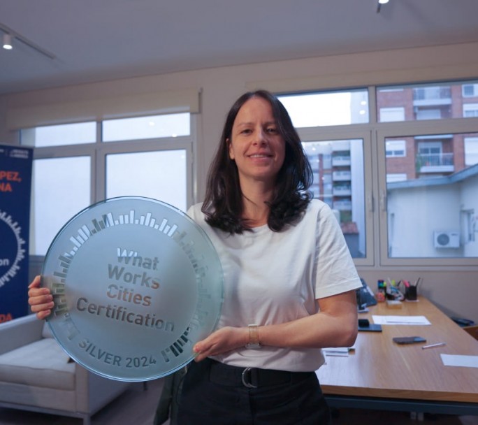 Vicente López recibió la certificación internacional "What Works Cities" por su gestión con datos e inteligencia artificial