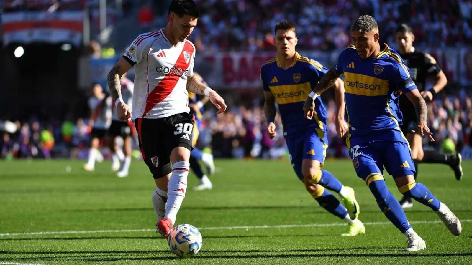 River le ganó a Boca 2-1 en el Monumental con un golazo de Mastantuono